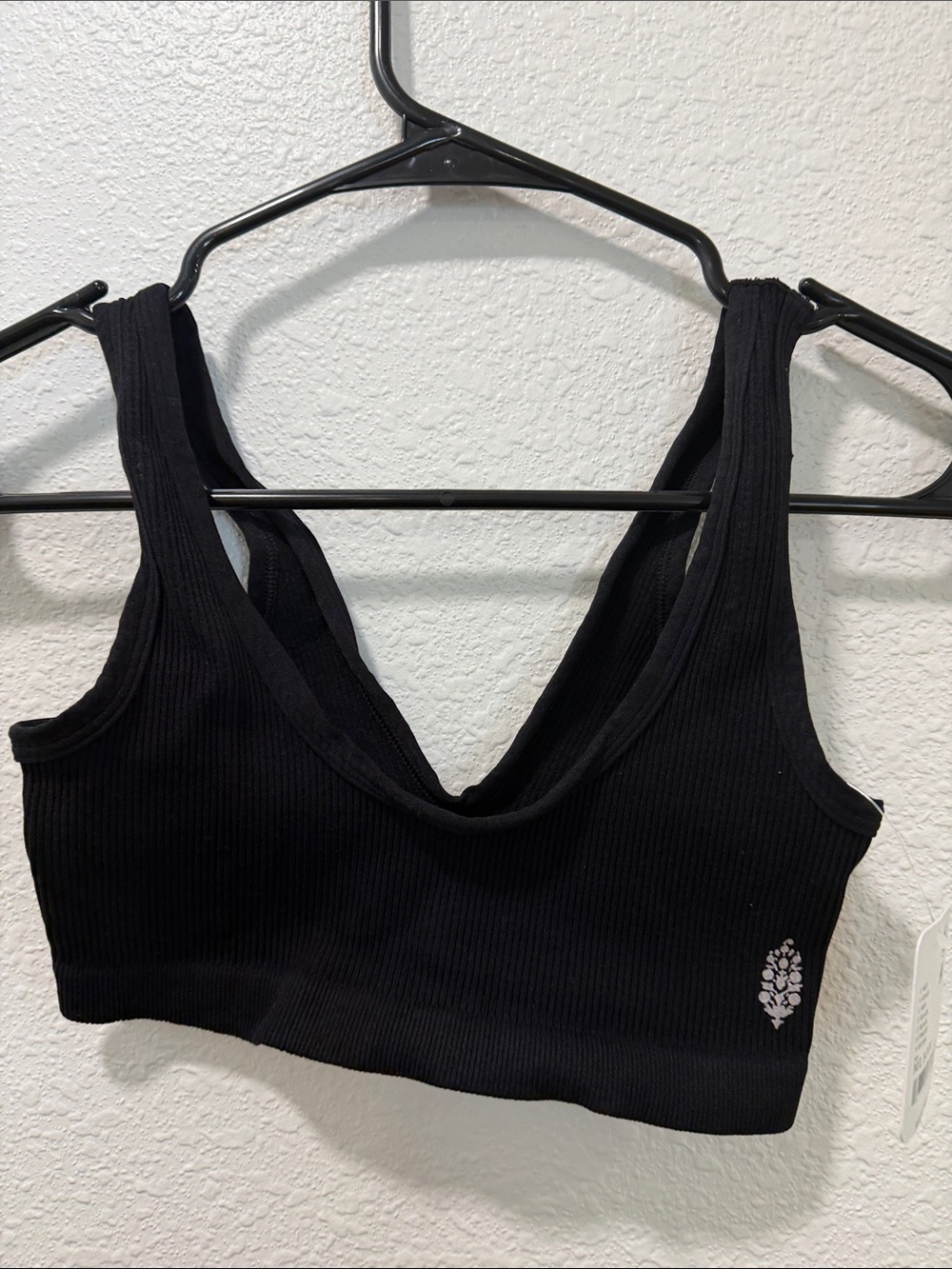 Ribbed Black V-Neck Sports Bralette